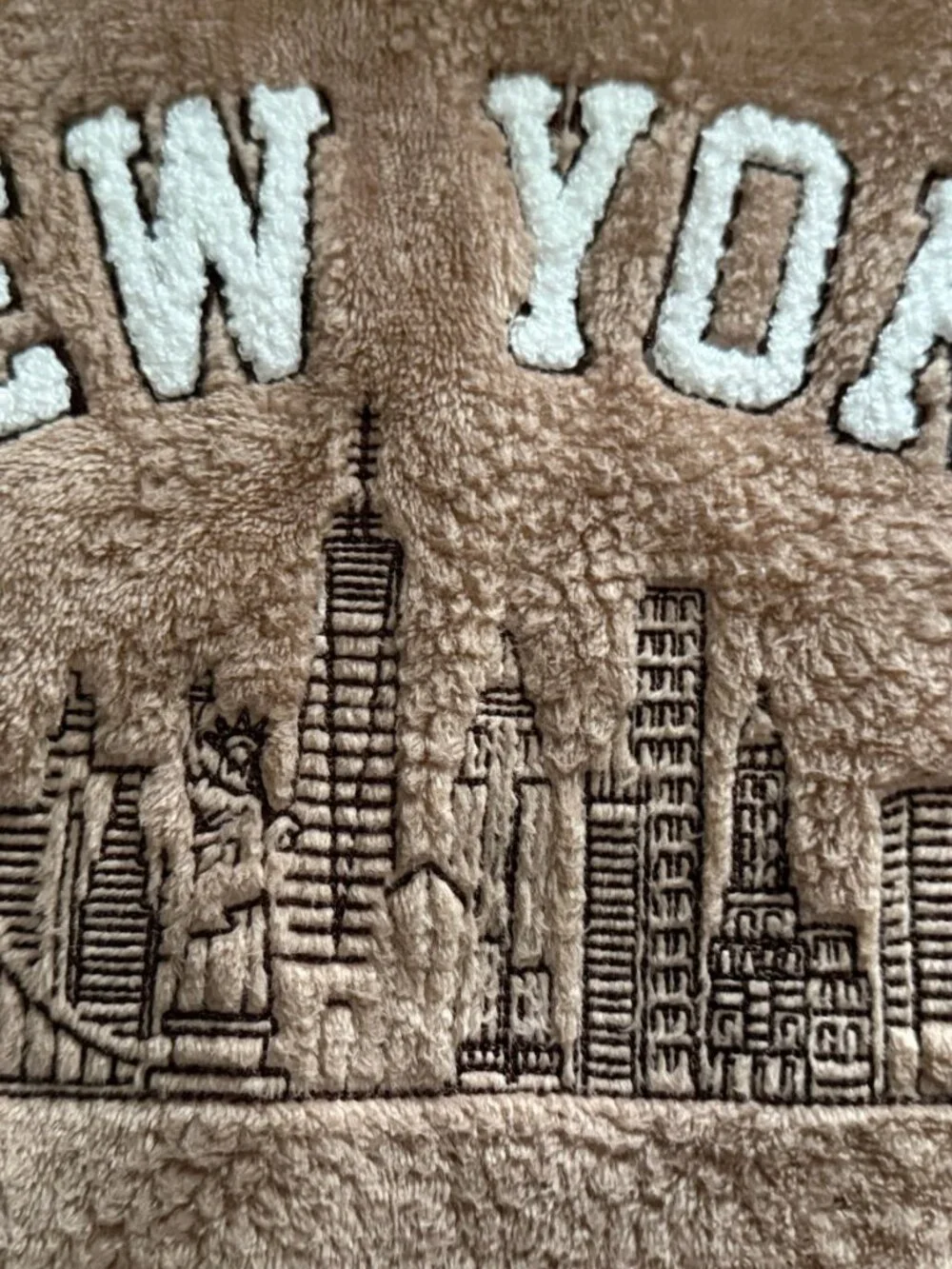 No Comment hoodie for girls featuring a city size 10-12